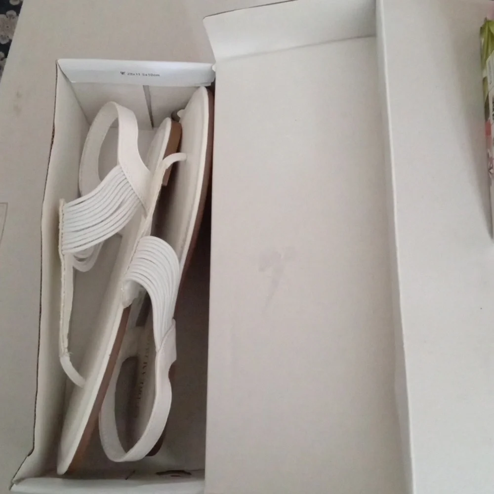 Dream Pairs White Sandals Minimalist Slip-On